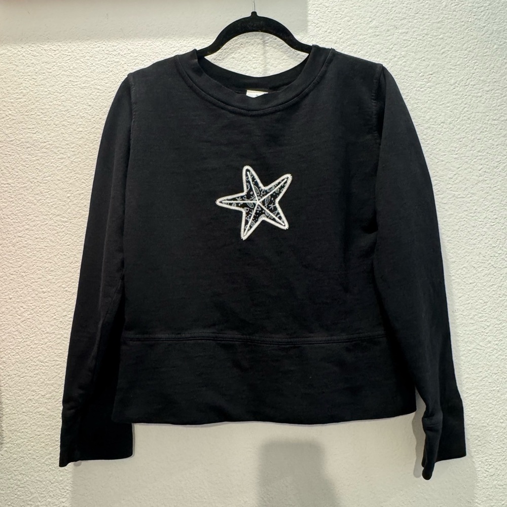Black long-sleeved lightweight sweatshirt w/ white, starfish graphic on front